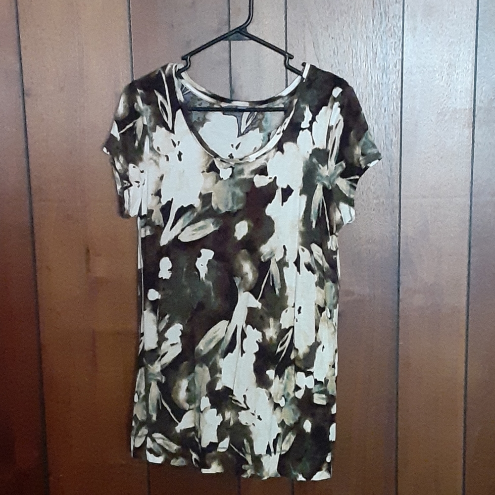 Floral top